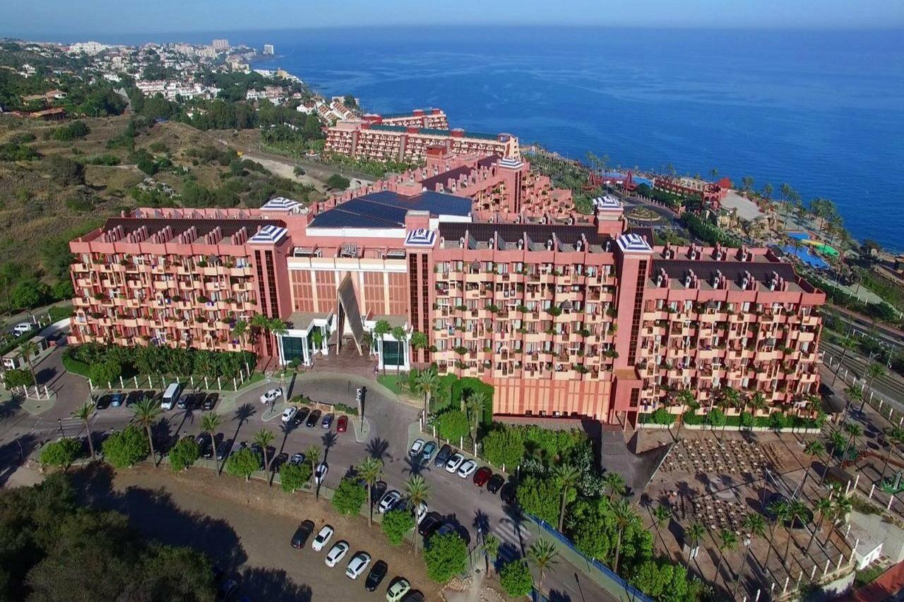 World 4* Benalmádena